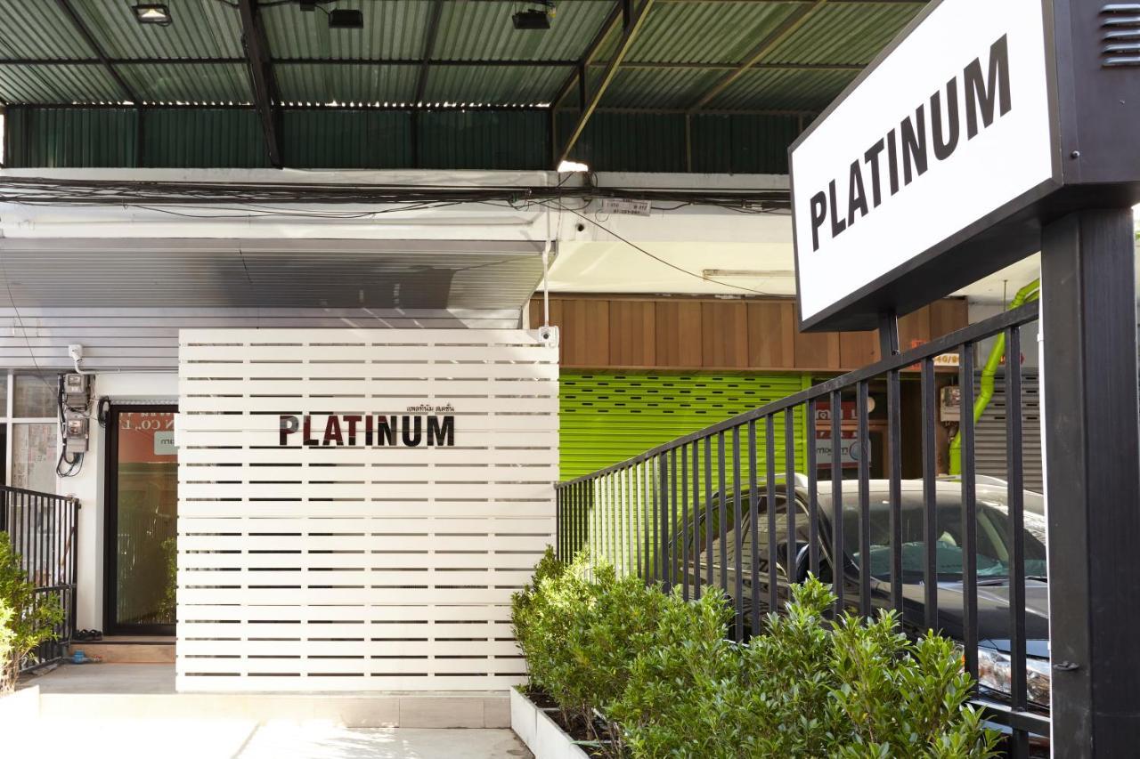 Platinum Deluxe Shopping Apartments Bangkok Exteriör bild